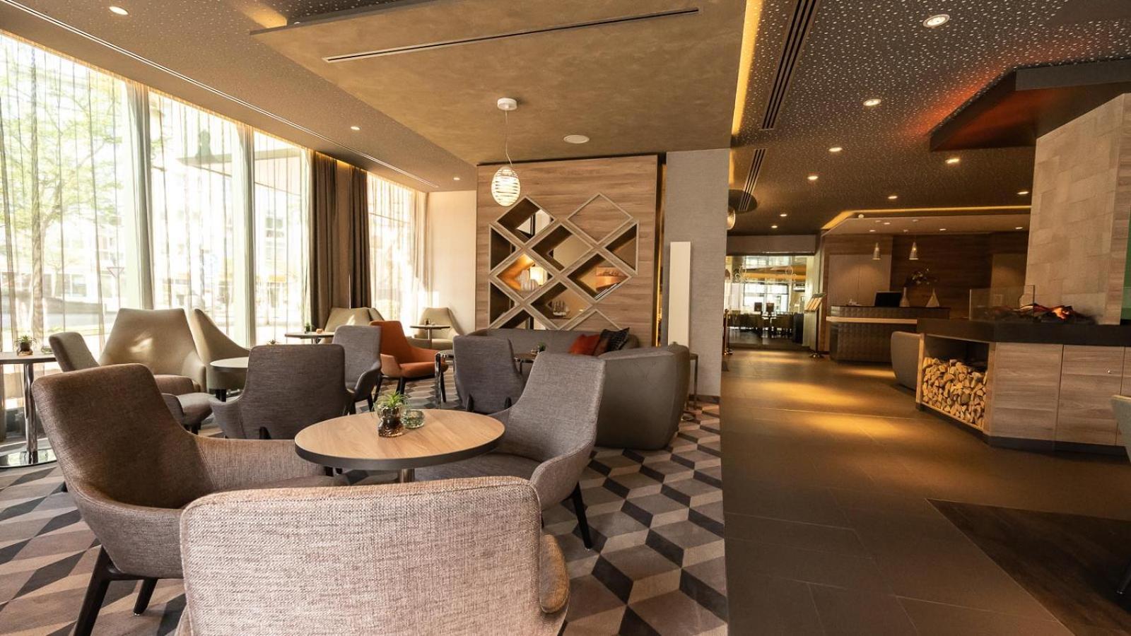 Panorama Hamburg-harburg 4*